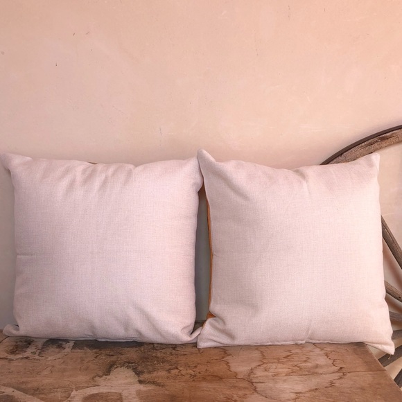 DECORATIVE THROW PILLOW SET (Includes 2) Cute Abstract Floral Design 15”x15” NEW - Picture 6 of 10